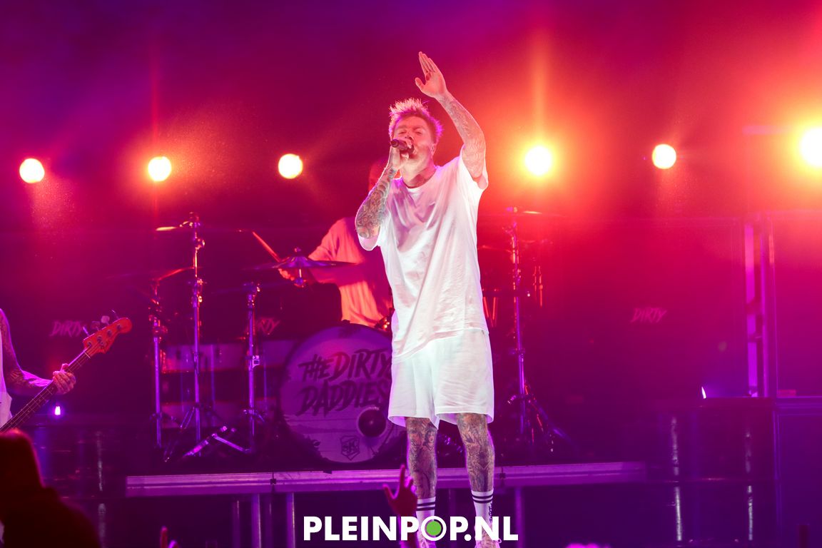 THE DIRTY DADDIES     (93)